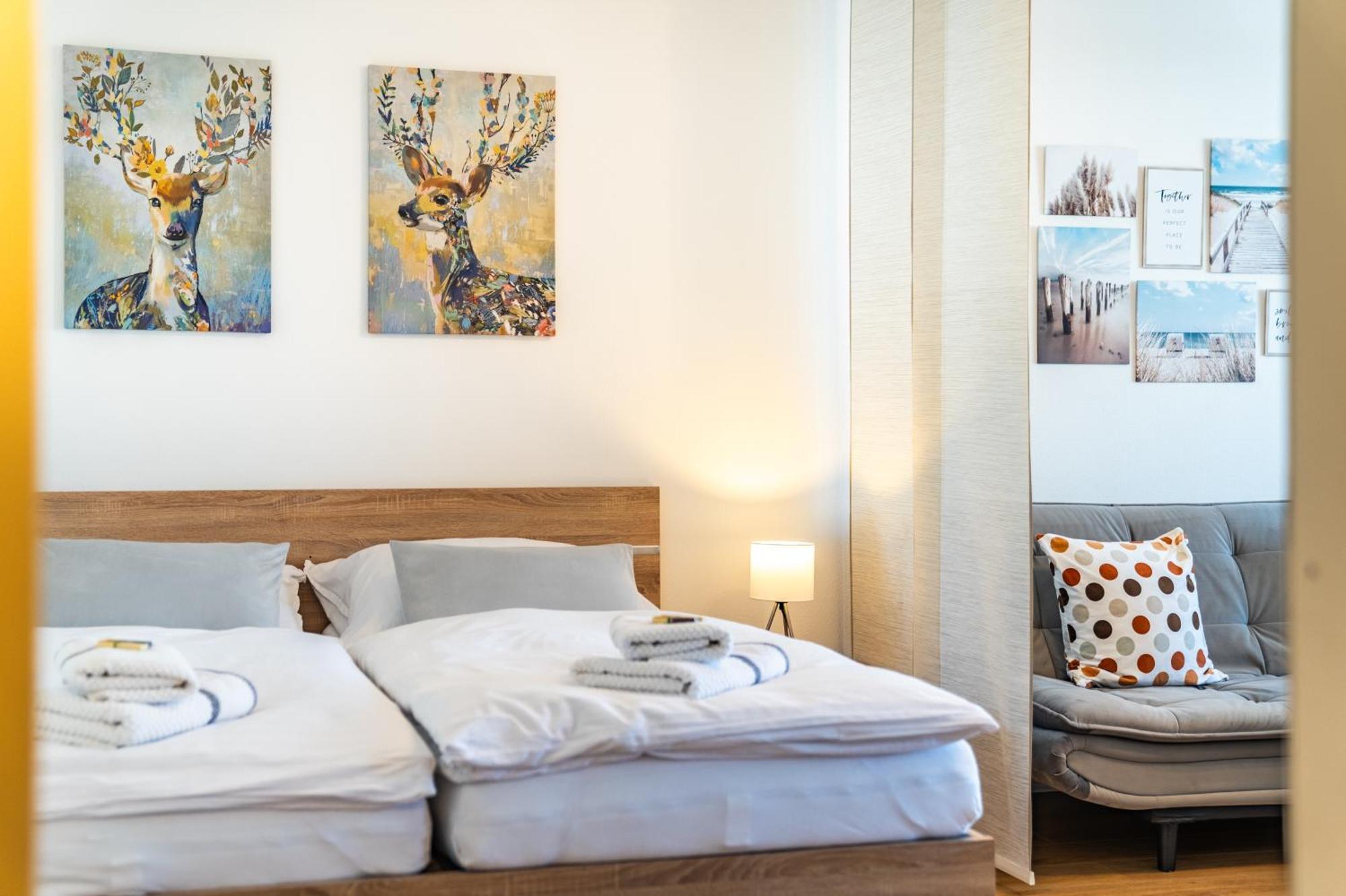 Billys Apartment Zentrum, Renoviert, Garage, Netflix モントゼー エクステリア 写真